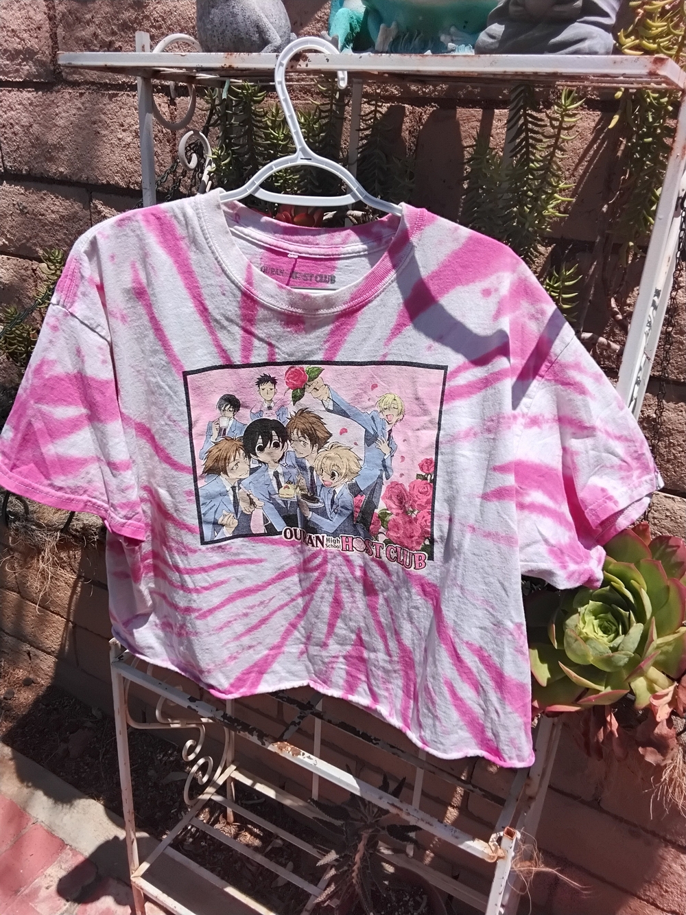 Oura Pink & White Tie-Dye Anime Crop Tee